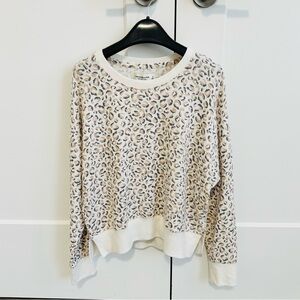 Abercrombie long sleeve sweater top size S
